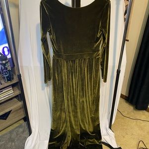 NWOT velvet gown long dress bridesmaid low back